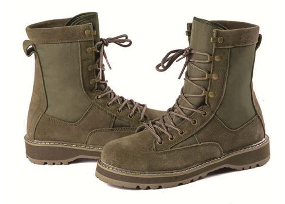 Męskie trapery survival z nubuku i agresywną podeszwą to idealne buty na górskie szlaki.